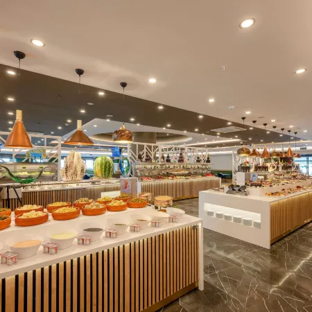 Sailor's Beach Club