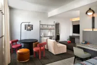 Moxy St. Petersburg Downtown - Balkoner