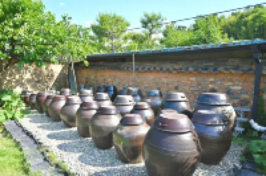 Sanencheong Namsayedamchon Yedam Hanok Stay