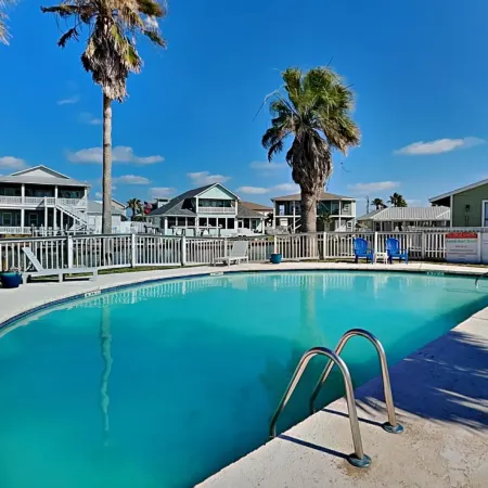 Kontiki Beach Resort 318