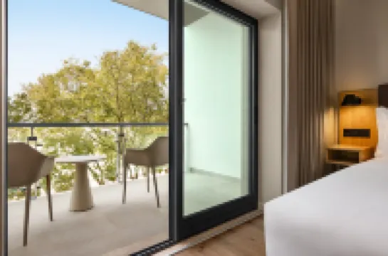 ฮอลิเดย์ อินน์ เบจา บาย IHG โรงแรมใน