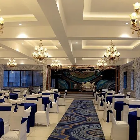 Hotel Mandi Heights - Bar, Fine Dining & Banquet Hall