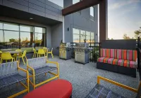 Home2 Suites by Hilton Brantford, on Hotels in Paris