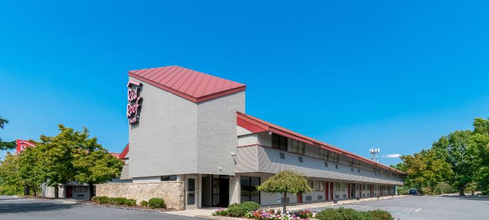 Red Roof Inn Harrisburg North Hotels in Dauphin County
