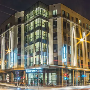 LT舒適酒店 鄰近聖若望教堂的酒店