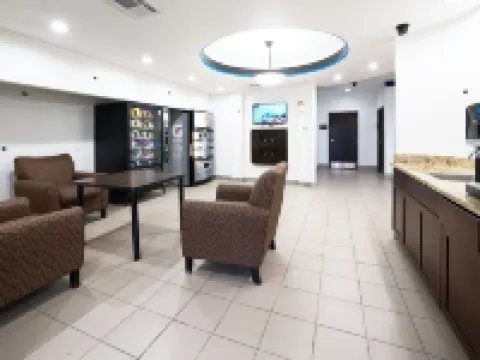 Emblaze Hotel Hotels in Three Rivers