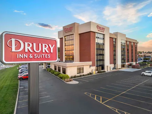 Drury Inn & Suites St. Louis-Southwest Hotels in Fenton