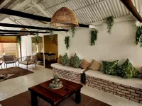 Villa Mexicana Guesthouse Hotels in Kimberley