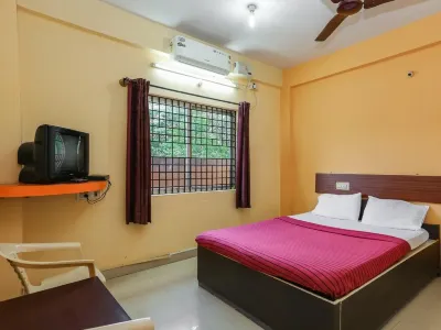 Shreyas Residency