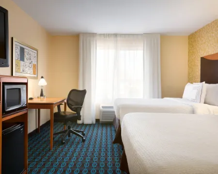 Fairfield Inn & Suites Weirton Hotels in Hancock County