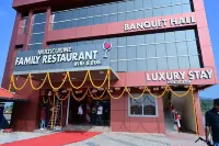 RIDHIS FAMILY RESTAURANT فنادق في Gonikoppal
