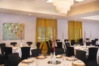 SpringHill Suites Chesapeake Greenbrier - Breakfast