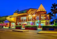 Ettalong Beach Tourist Resort Hotel a Davistown