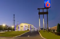 Motel 6 Commerce, GA - 2-Star