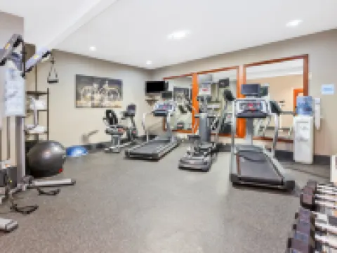 Holiday Inn Express & Suites CARMEL NORTH - WESTFIELD by IHG Hotels in Carmel