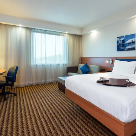 Hampton by Hilton London Luton Airport Ξενοδοχεία στην πόλη Λούτον
