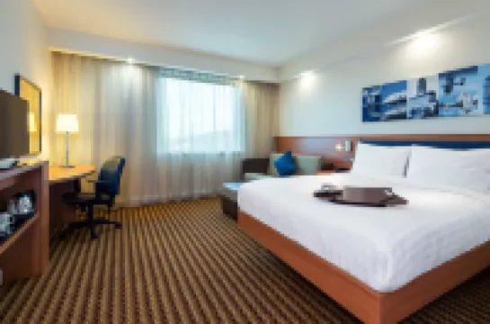 Hampton by Hilton London Luton Airport