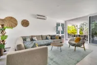 Delfins Residences