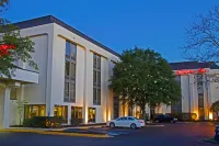 Hampton Inn Norfolk/Chesapeake (Greenbrier Area) Hotels in Chesapeake