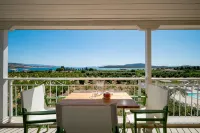 Leonidas Resort - Mountain view