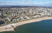 Beautiful, Spacious, Beachfront Home - Perfect for Entertaining Family & Friends