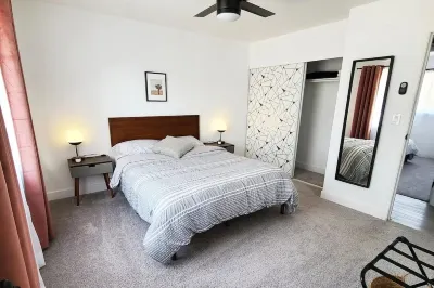 Stylish 3BR house next to Airport & Strip! Hotels in East of the Las Vegas Strip