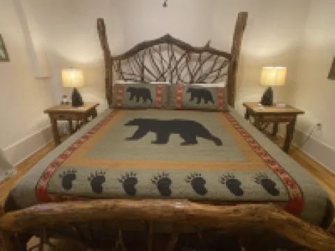 Convenient Downtown Location!