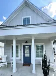 New Luxury 2BR Cottage in Downtown Auburn!