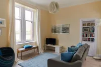 Swan Cove Gourock 1 Bedroom Apartment With Stunning sea Views