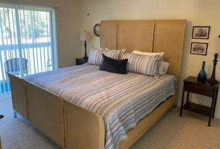 Spacious 2-Bedroom Condo in St. James Plantation