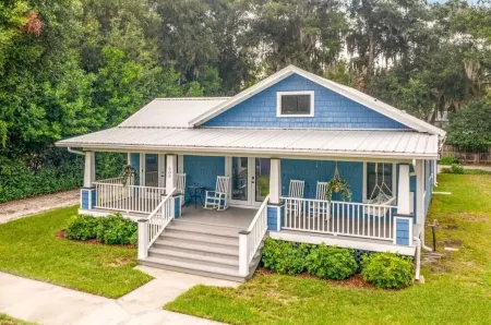 Historic Hubbell House of Mount Dora Отели рядом с достопримечательностью «Walmart Garden Center»