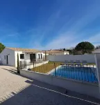 Comfortable Family Villa in a Very Quiet Residential Neighborhood, with a Private Pool - Pool