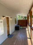 Little Bear Cottage Private,Luxury Getaway!SPA! FIRE PIT! 3 MLS FROM SNP