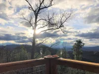 Stunning Sunset Views! Near Dollywood, Pigeon Forge and Gatlinburg - วิว