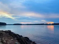Beautiful Cozy Home in Thomson Near Lake and Boat Ramp