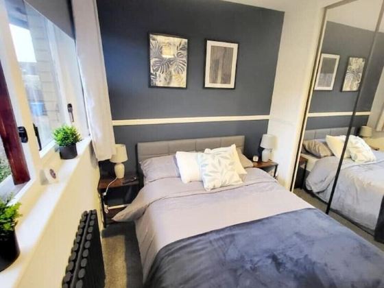 Stylish Home in Linlithgow | Near Edinburgh Airport | Free Parking | Free WiFi