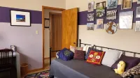 Local Comfort with Int'l Flair Hotel in zona Panther Lounge