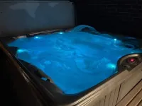 Hilltop Hideaway w/ Hot Tub Close to Nashville