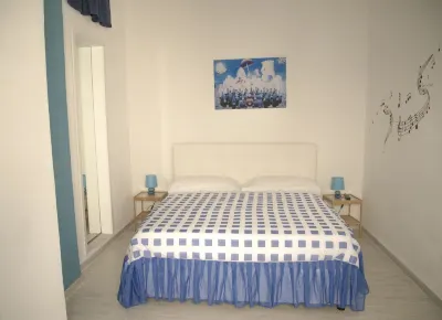 Two-room apartment on the seafront in Forio d'Ischia - Serpico Sea and more