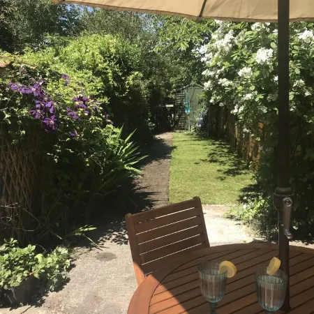 400 Year Old Grade II Listed Stone Cottage, Pilton; Glastonburyaa  Gold Award