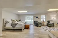 Gordon's Grandview Lakehouse beautiful year round in every season.