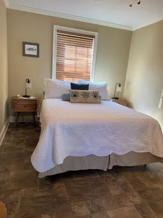 Getaway vacation home on Toledo bend. Right on the water with dock!! Отели в г. Сабин Пэриш