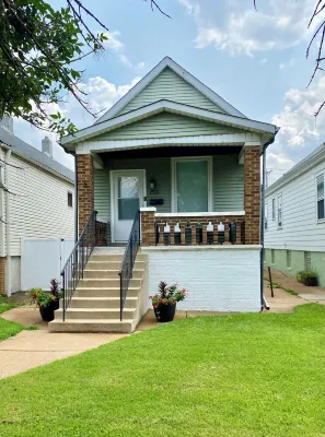 STL Family Favorite Gem.Heart of The Hill: SLU,WashU, Forest Park,Yard,Arch,BJC