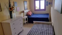 Spacious Villa with Pool, Jacuzzi, Stunningly Situated on the Med - شرفة