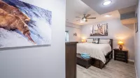 LAKEFRONT EXECUTIVE SUITE - Just Minutes from Downtown Wasilla and Palmer