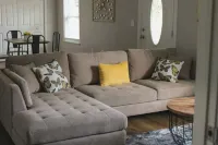 Cozy & Private home w/ in-ground pool