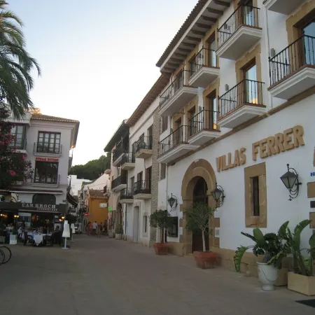1ªLínie! Right on the beach, sea views, pool, climate, WIFI