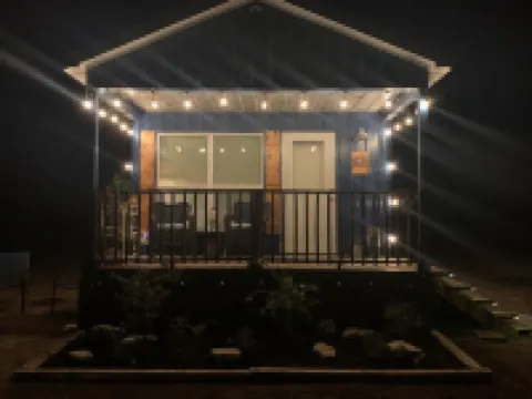 Cute cottage just 5 minutes from Round Top!