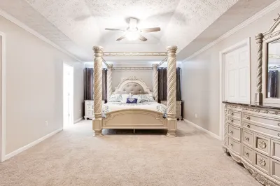 Gorgeous 4 Bedroom Home