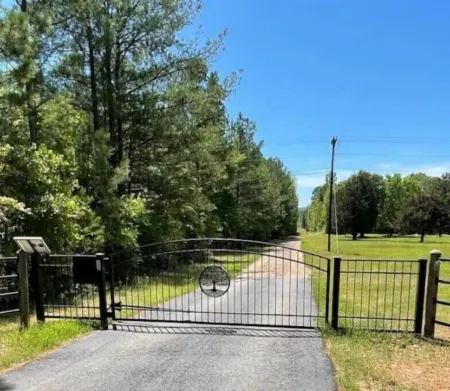 Peaceful Nature Retreat at Bullard Отели в г. Cherokee County